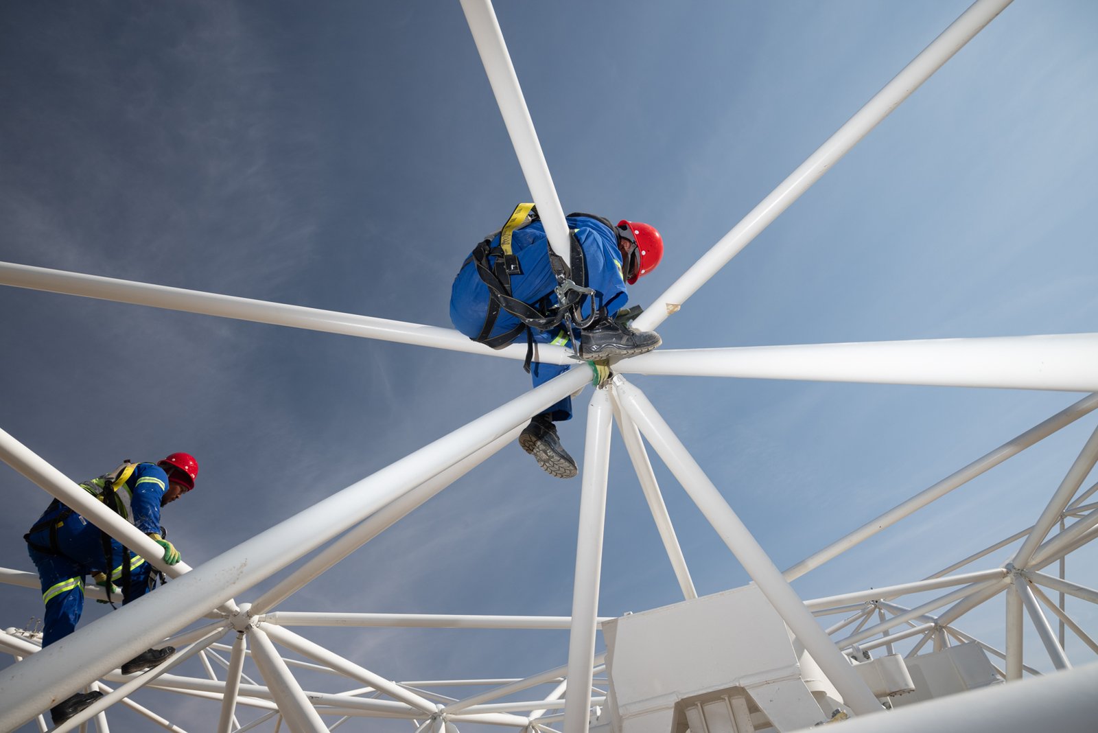 SKAO dish working in series photography by Jac Kritzinger